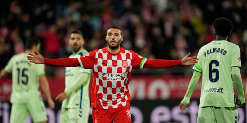 El Girona con gol del colombiano Asprilla asalta la séptima plaza