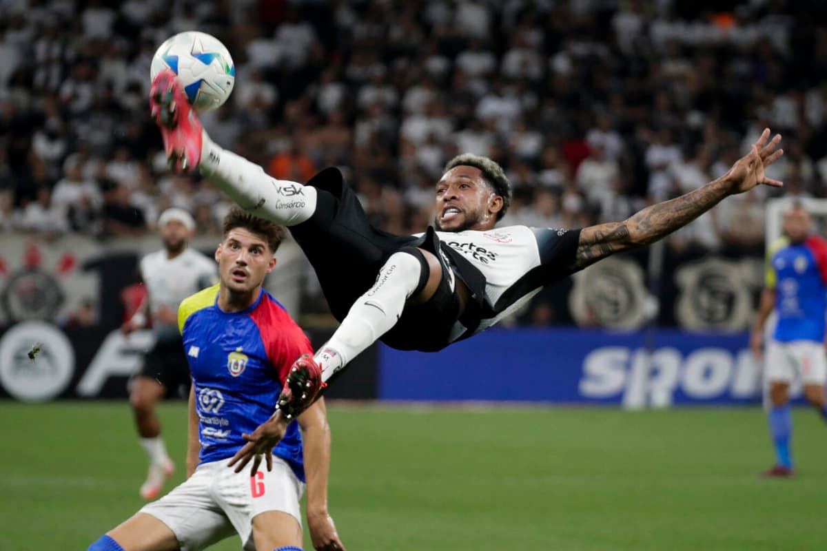3-2. El brasileño Yuri Alberto lleva a Corinthians a la siguiente fase