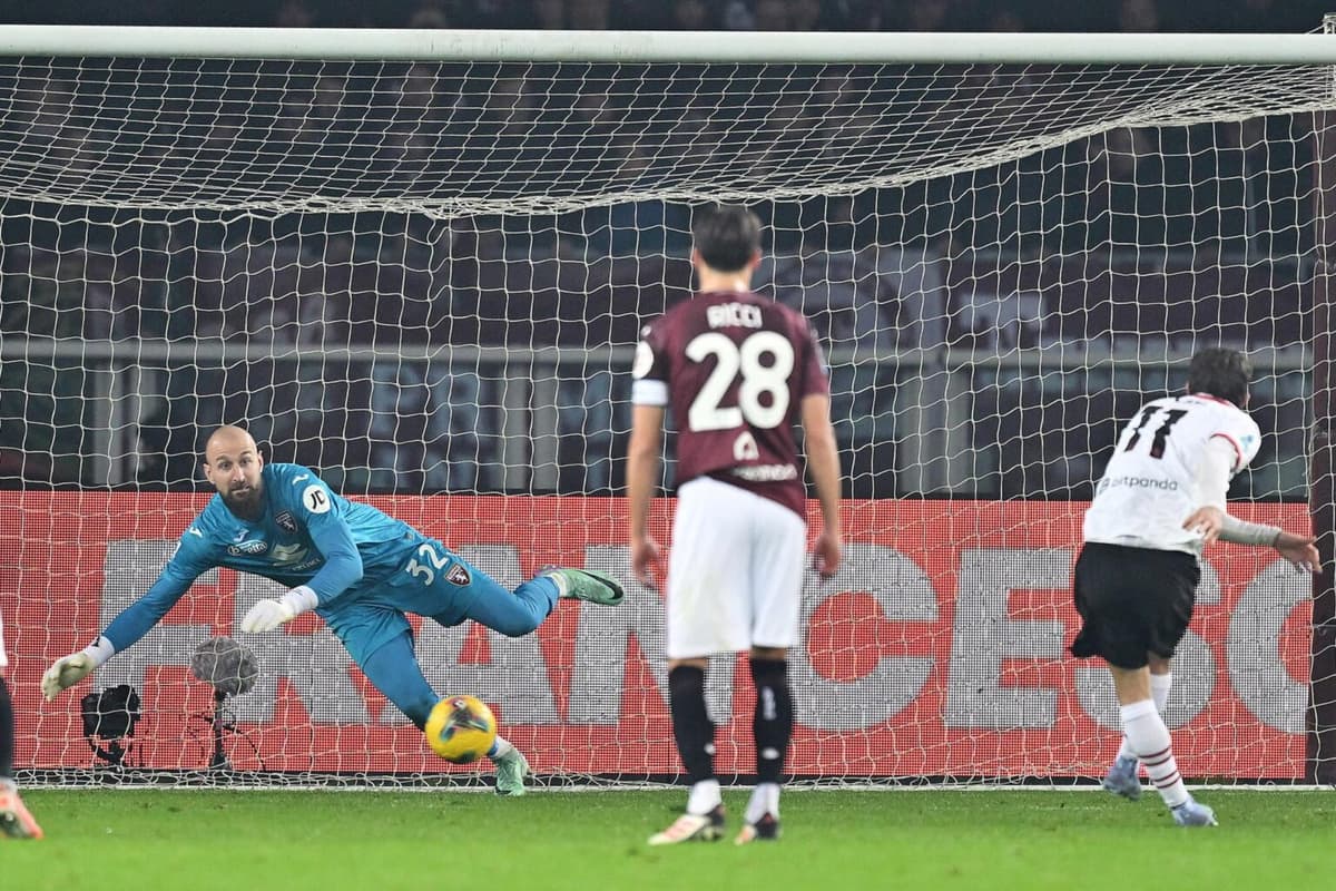 El Milan cierra una semana dificil con un penal errado del estadounidense Pulisic
