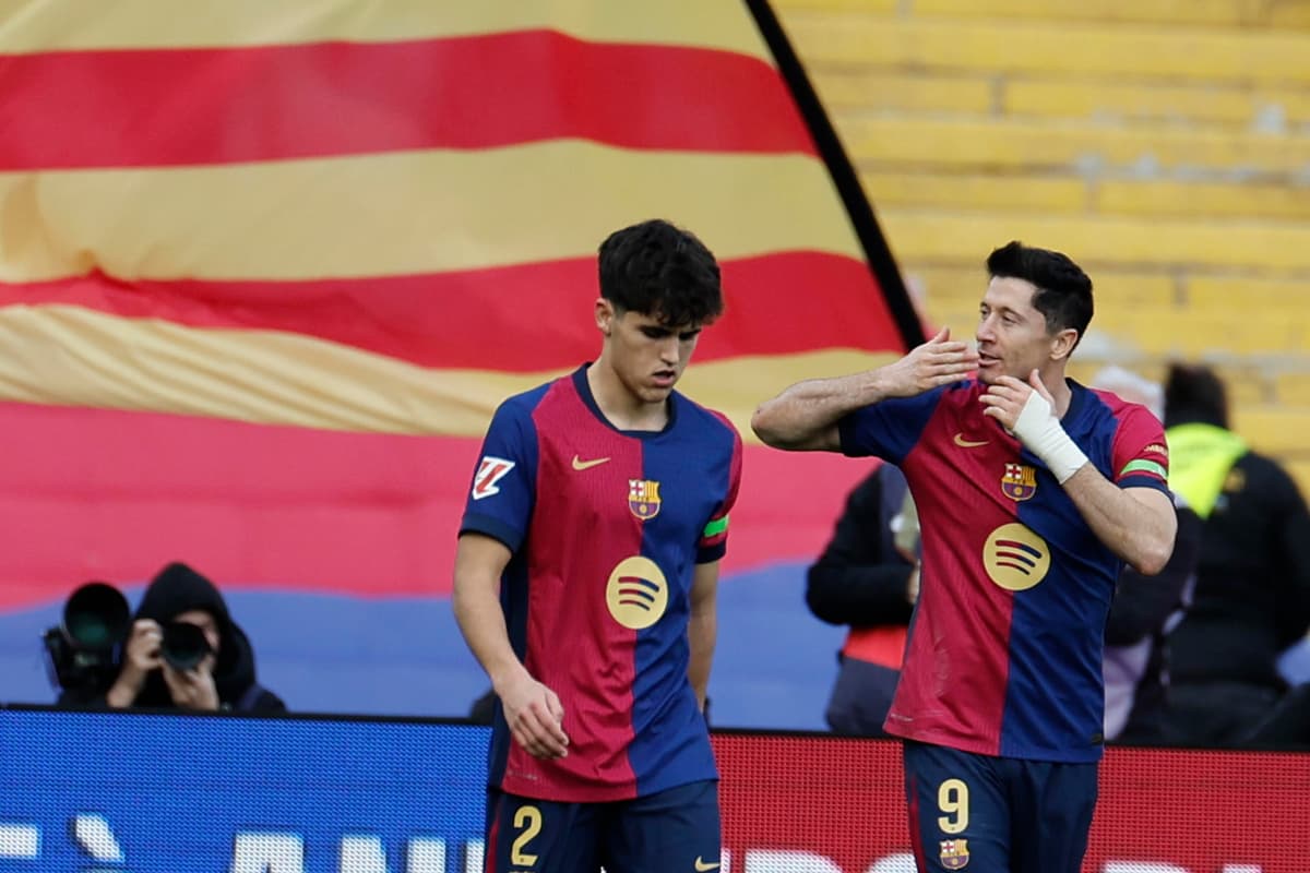 1-0. El Barcelona se anima con un gol de Lewandowski y dos presencias sudamericanas
