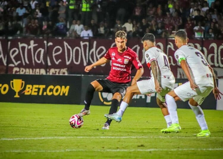 Carabobo gana con gol colombiano en Barinas y sube al tercer puesto
