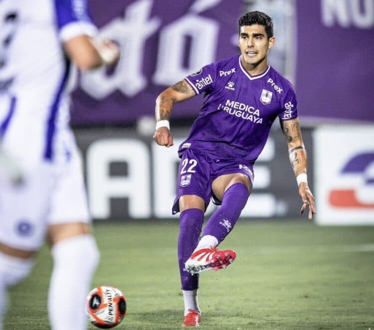 Defensor Sporting y Cerro Largo igualan sin goles