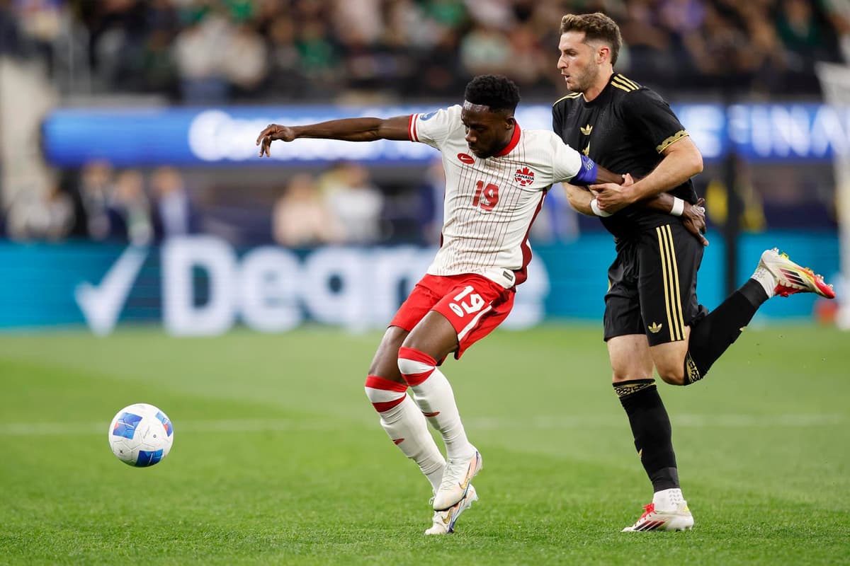 El canadiense Alphonso Davies se rompe el ligamento cruzado y se pierde toda la temporada