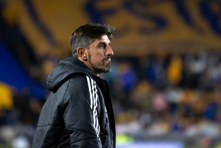 El entrenador serbio Veljko Paunovic, fuera de los Tigres UANL