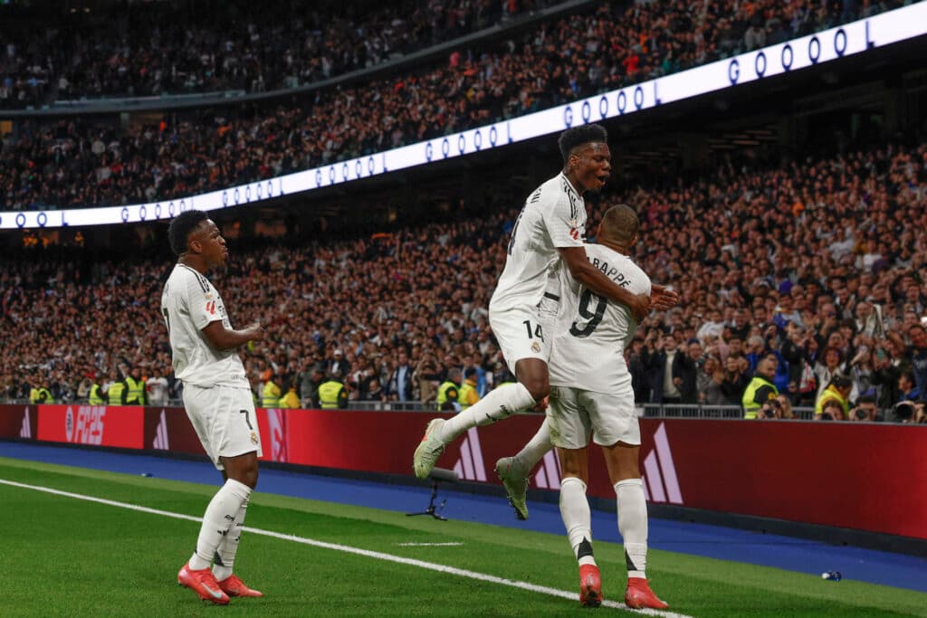 Mbappé, brasileño Vinícius, tres puntos para el Madrid