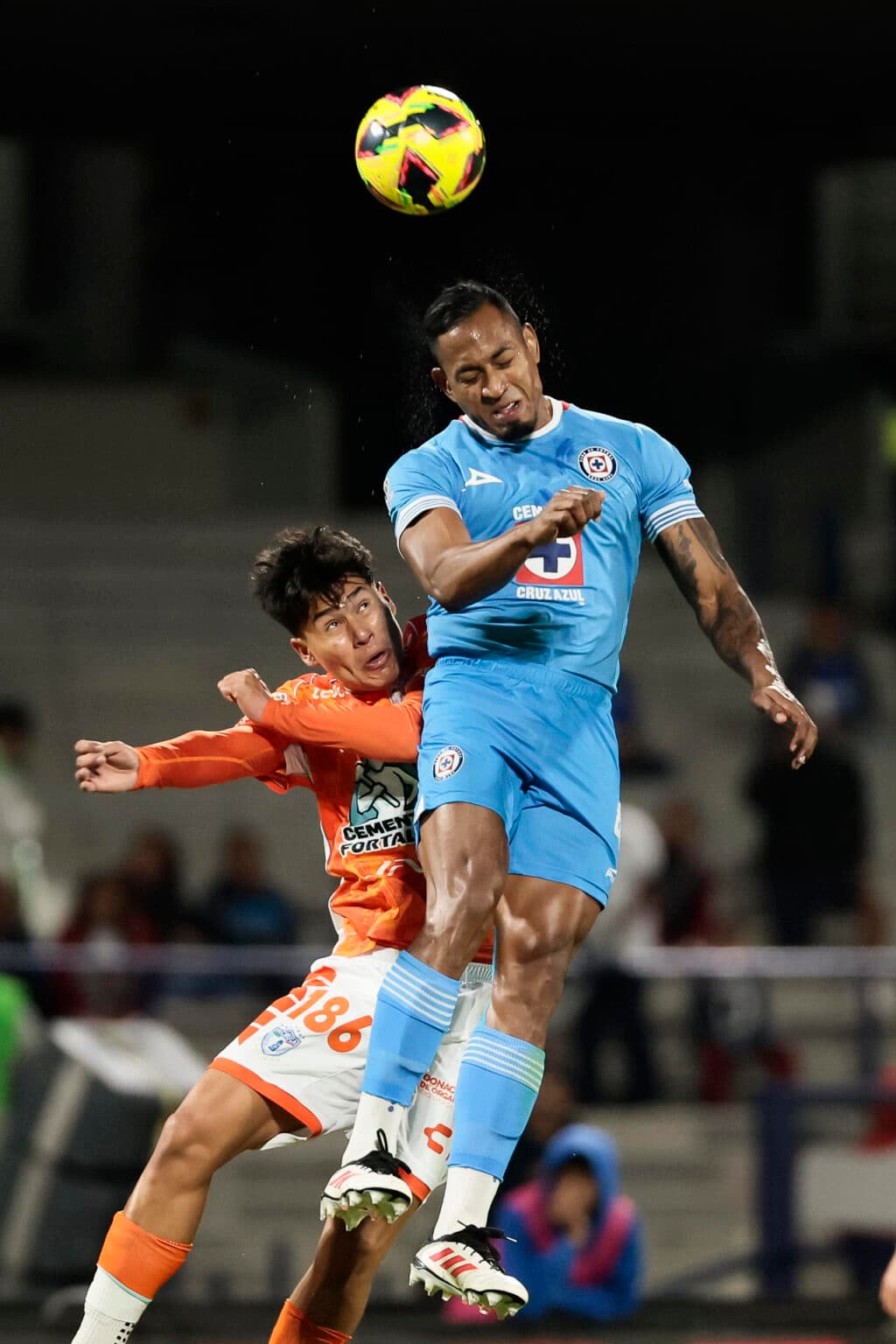 Los colombianos Rojas y Ditta, en el equipo ideal de la jornada 12 en México