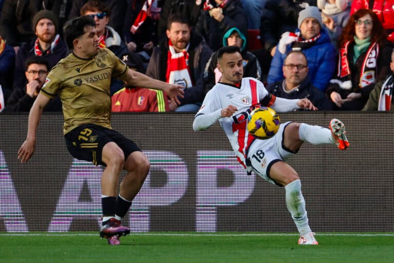 El Rayo y la Real Sociedad a dos: delantero argentino y defensa venezolano en tablas