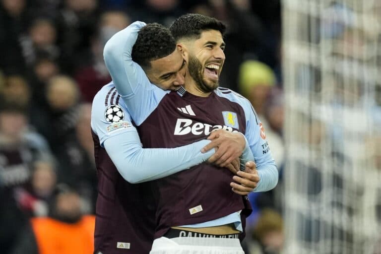 3-0. Aston Villa con el argentino Martínez, directo a los cuartos de final