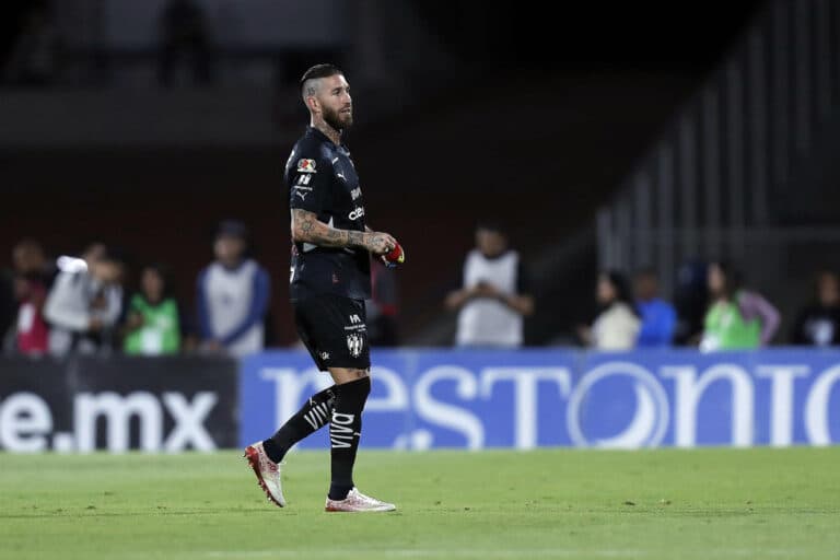 Tras expulsión del domingo, el español Ramos reconoce que esperaba una roja en el fútbol mexicano