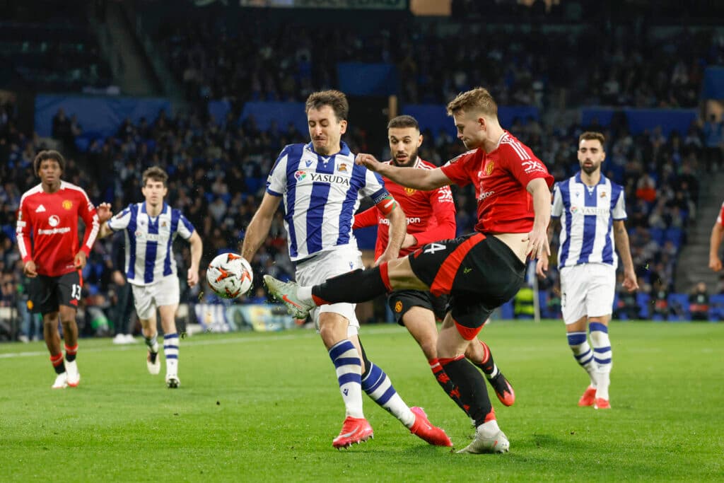 1-1. Con asistencia del argentino Garnacho Manchester United deja todo para la vuelta