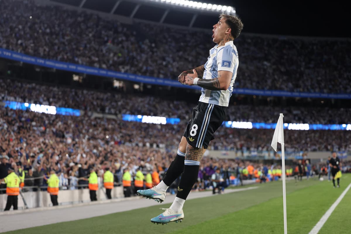 Argentina festeja su clasificación mundialista con un goleada histórica ante Brasil