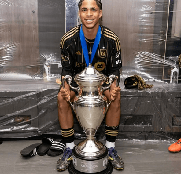Más allá del gol: el crecimiento del venezolano David Martínez en la MLS.