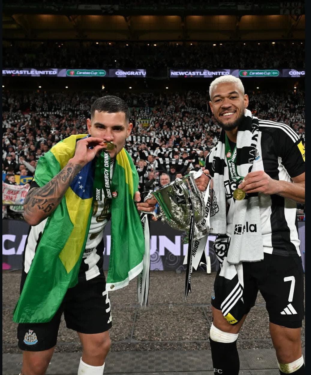 Newcastle vs. Manchester United: choque de Premier League con latinos presentes