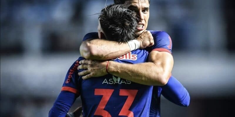 Bragantino continúa dando sorpresas y Flamengo vuelve al liderato en el Brasileirao