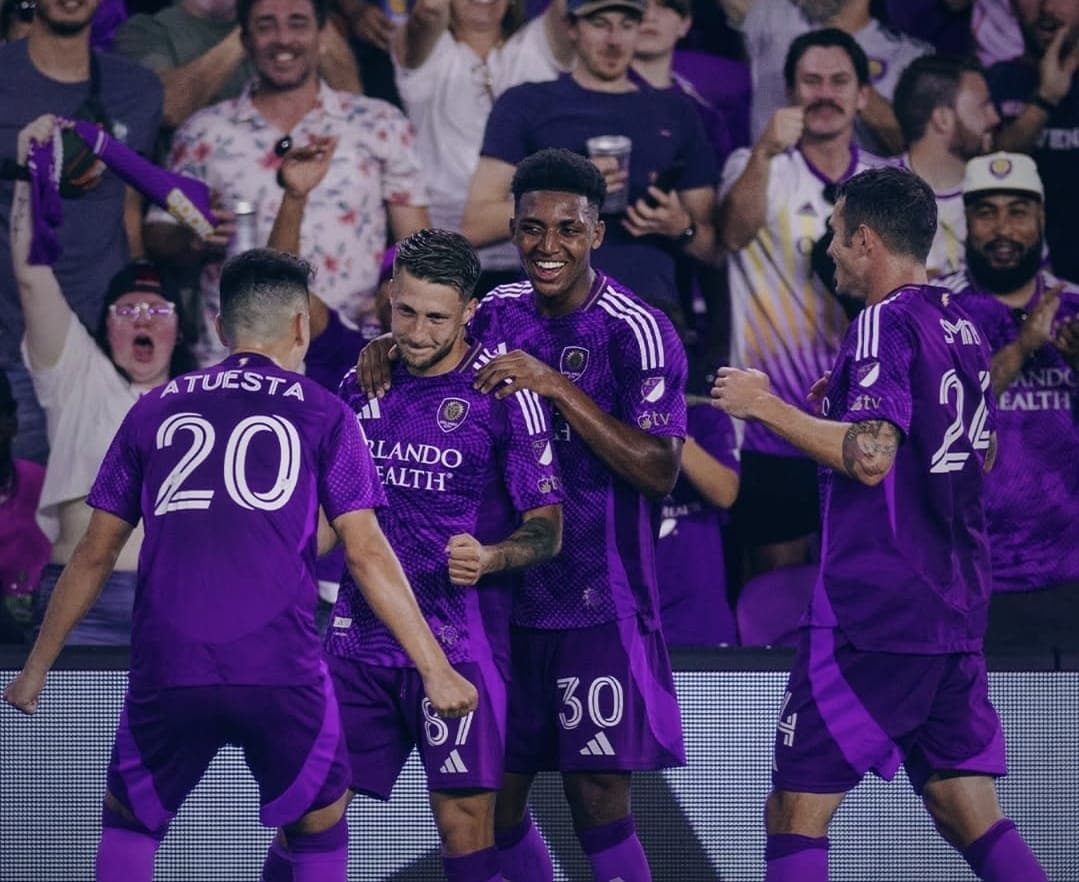 Orlando City vuelve al triunfo con sus latinos y golea a un inerte Atlanta United