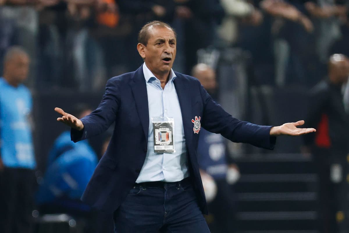 Corinthians echa al técnico argentino Ramón Díaz tres semanas después de ganar un título
