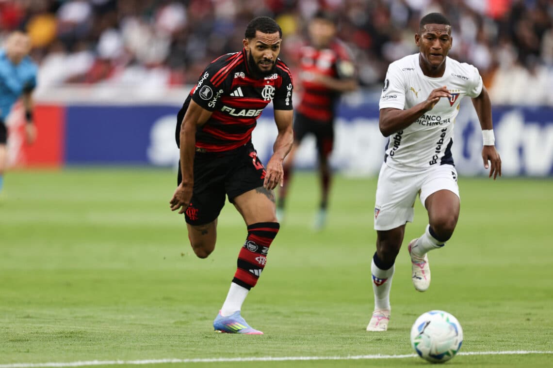 Flamengo con la figura del ecuatoriano Plata, busca ampliar su ventaja en Brasil