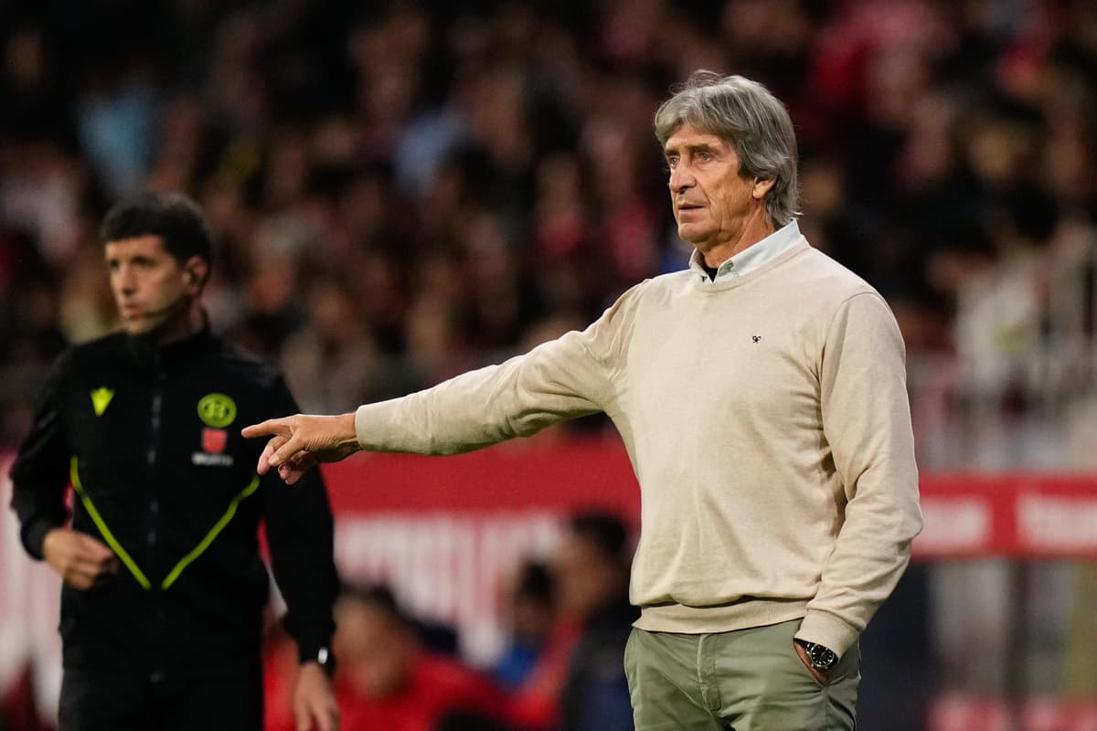 El chileno Pellegrini supera a los grandes del banquillo bético con 117 victorias