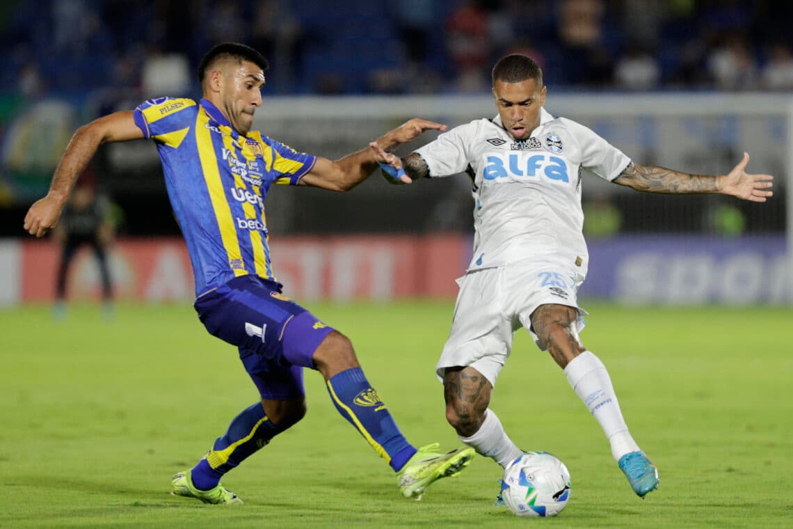 Un danés le entrega los 3 puntos a Gremio