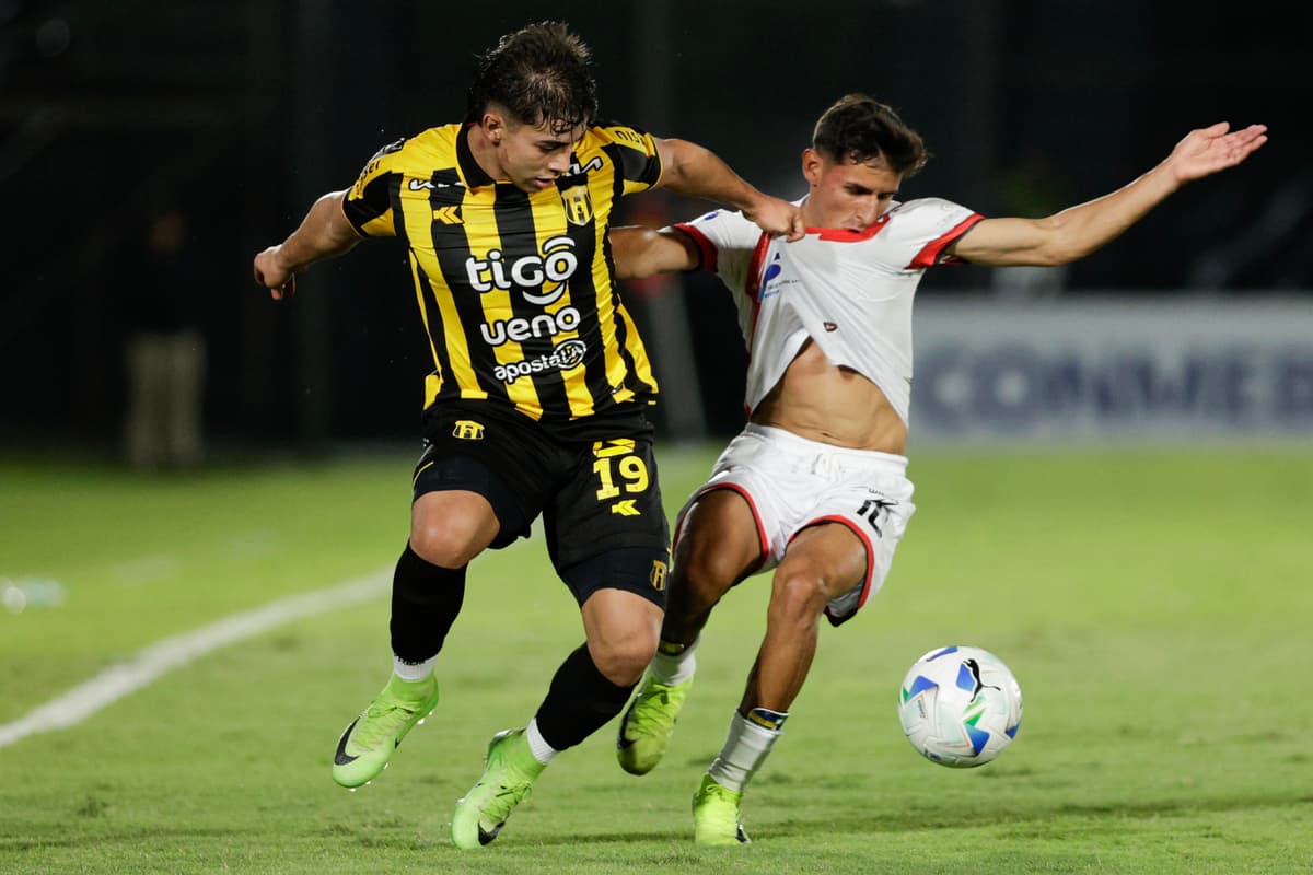 Guaraní vence a Nacional Potosí y conquista la cima del Grupo A