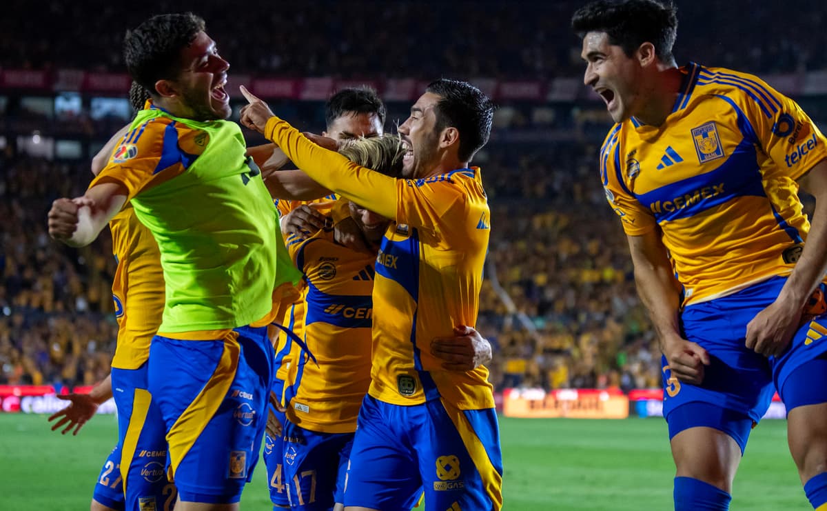 El Tigres del argentino Pizarro quiere mantener su paso perfecto en casa ante el Cruz Azul