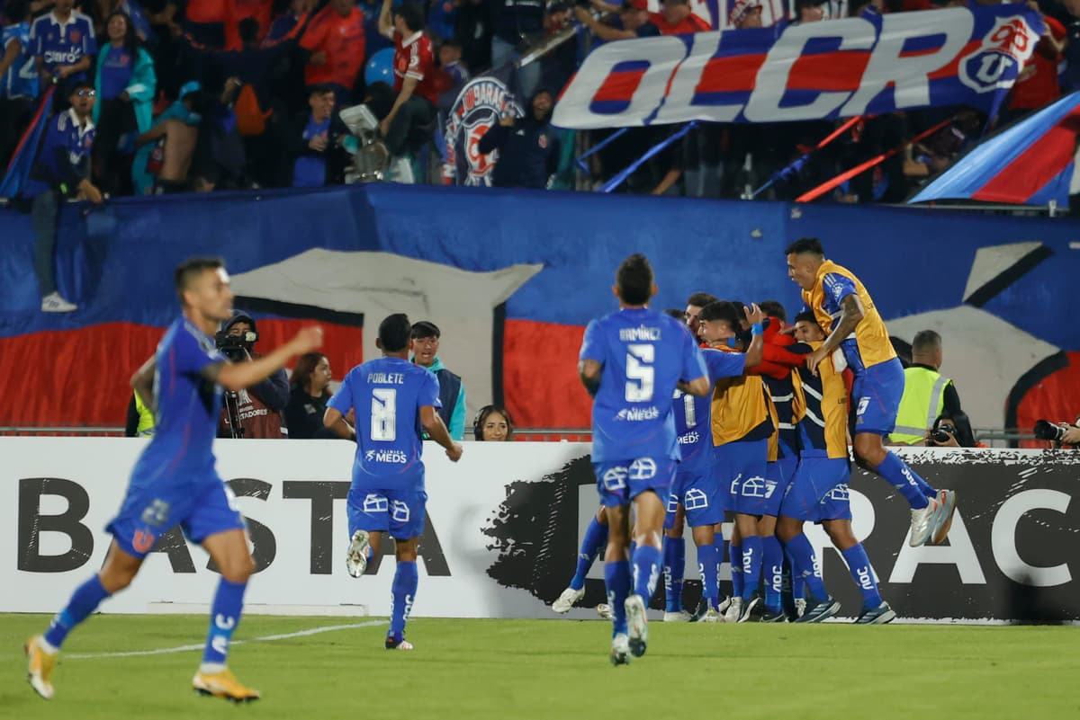 Universidad de Chile sorprende al campeón Botafogo
