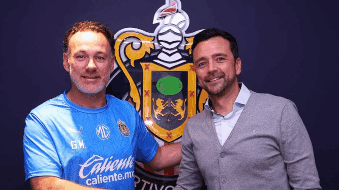 Gabriel Milito se suma a la historia argentina en Chivas