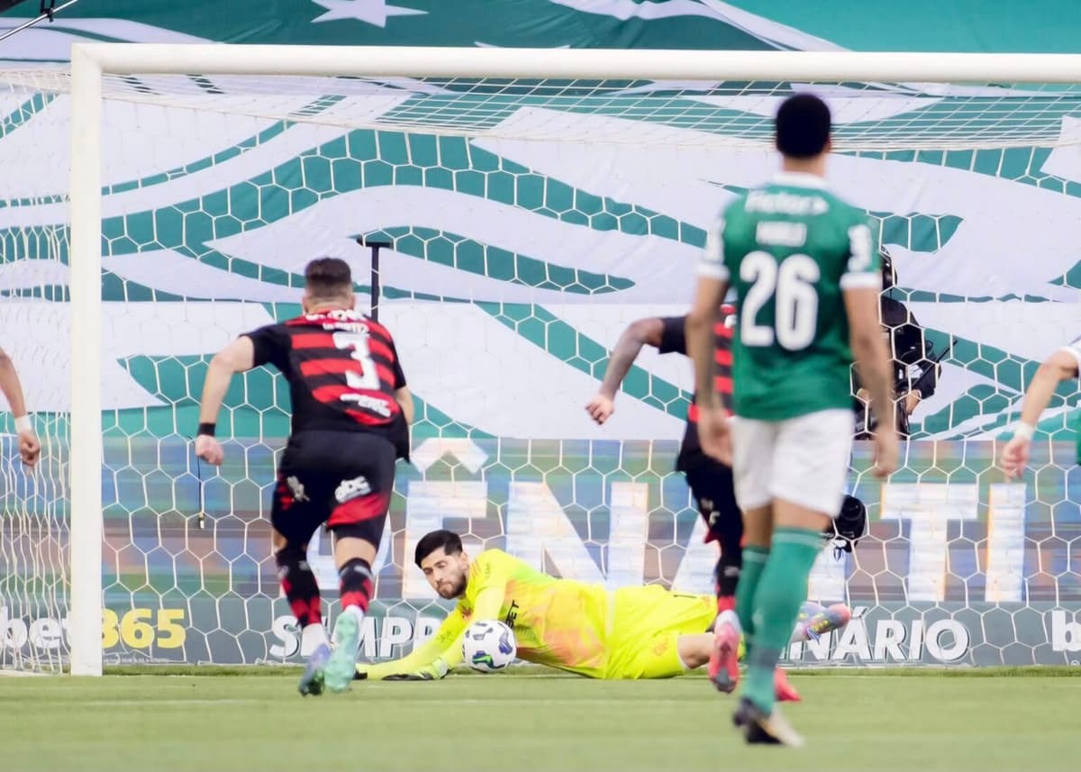 Argentino Rossi y uruguayo De Arrascaeta, figuras en triunfo de Flamengo ante Palmeiras