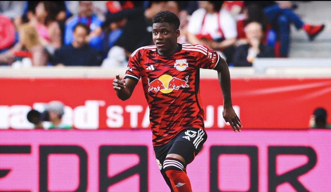 Panameño establece nuevo récord de asistencias en goleada de New York Red Bulls a LA Galaxy