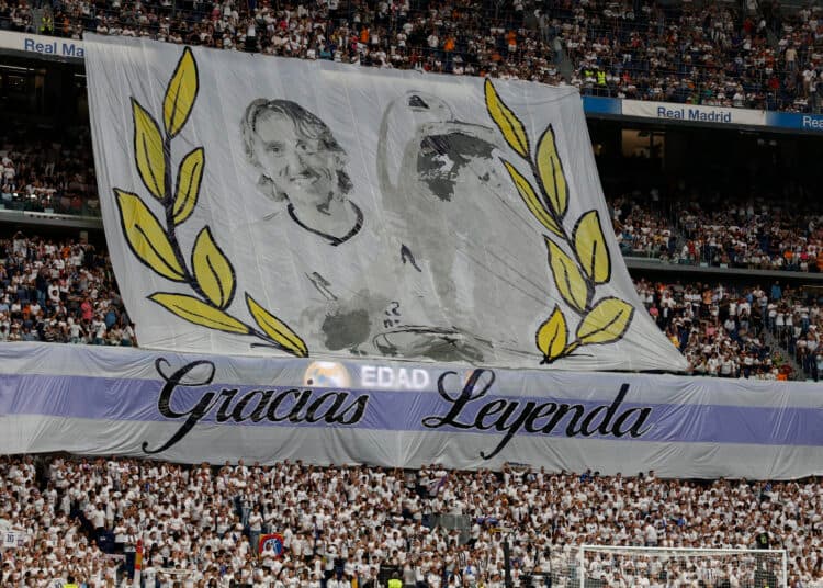 Modric, titular en su despedida del Bernabéu