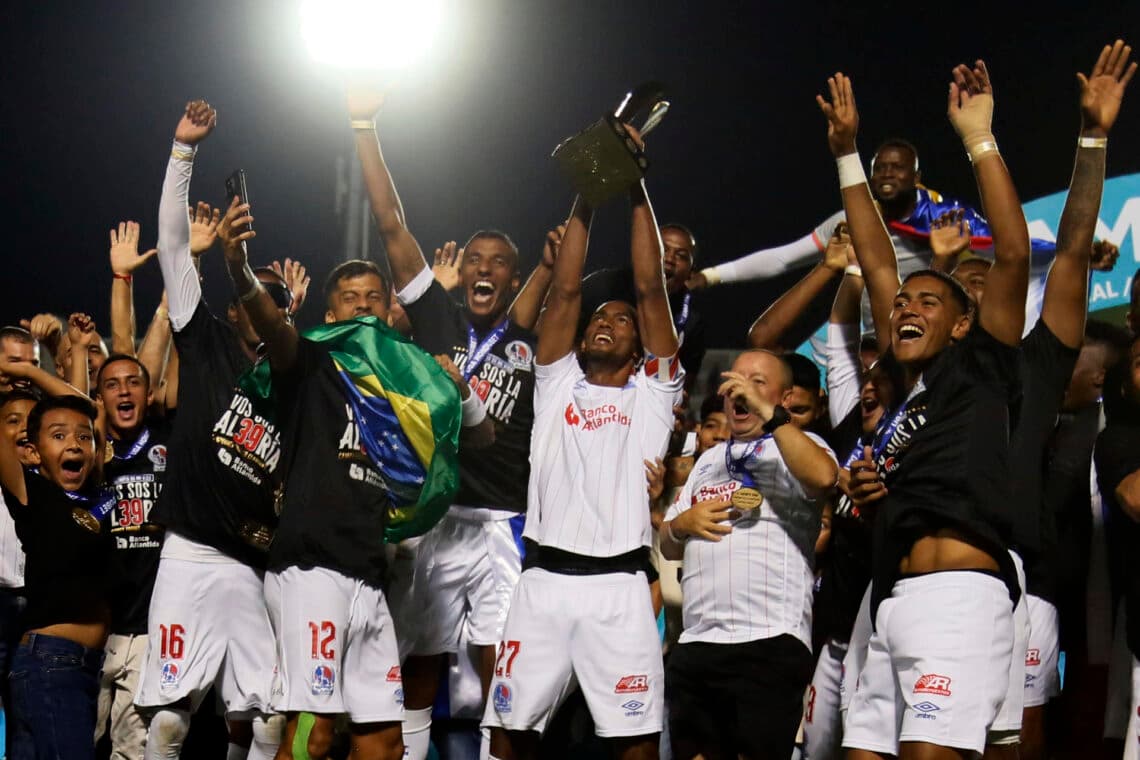 Olimpia del uruguayo Espinel, debuta ante el subcampeón Real Estelí