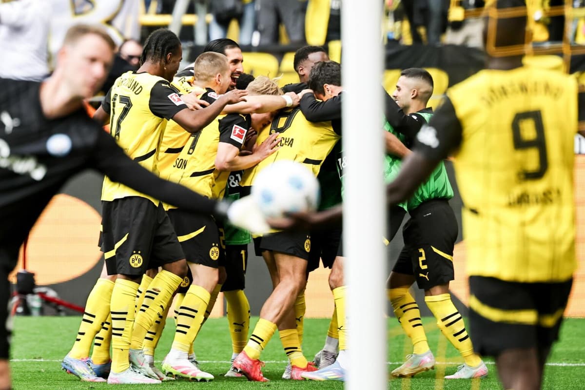 Dortmund del brasileño Couto llega a tiempo a la ‘Champions’
