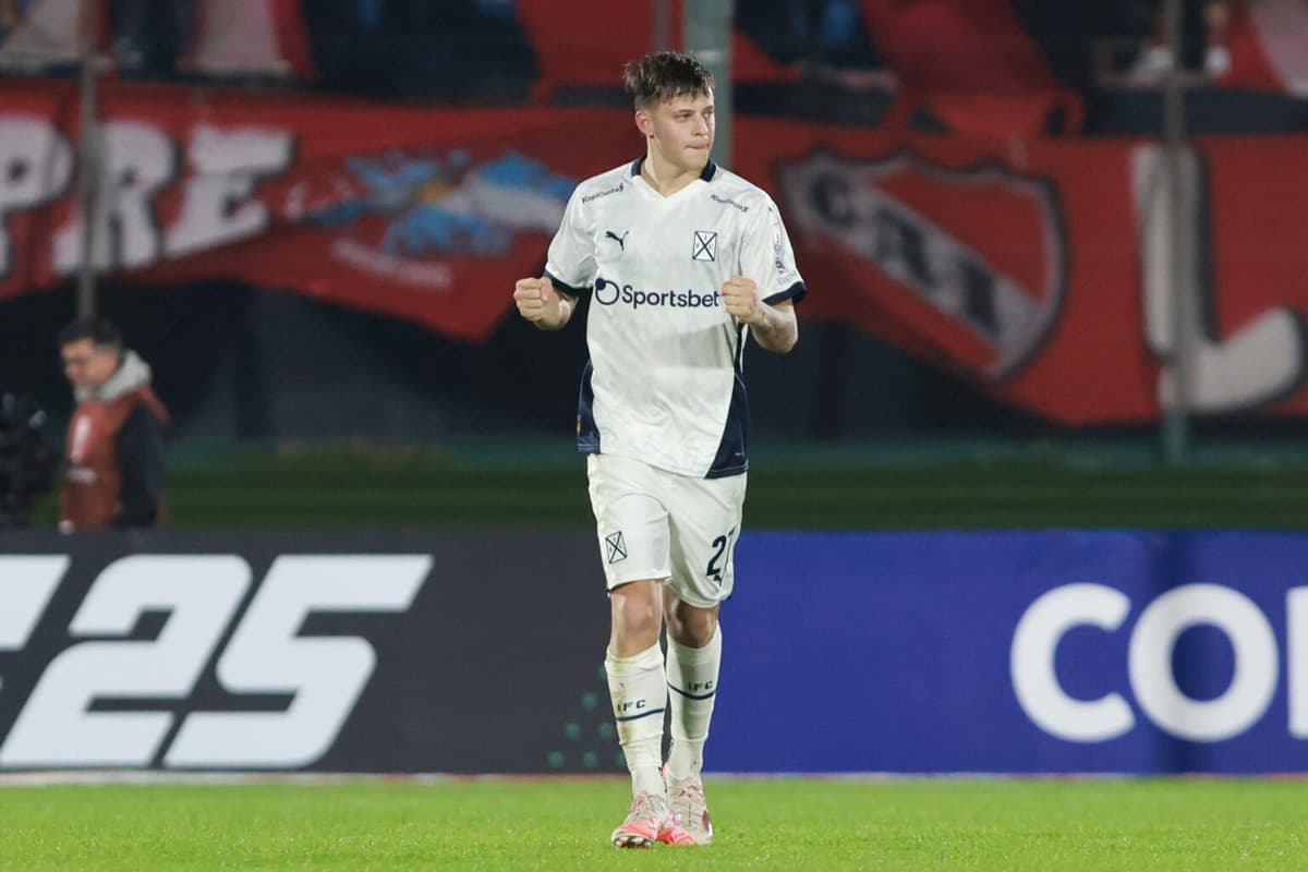 Independiente se despierta y vuelve a la pelea con una lluvia de goles