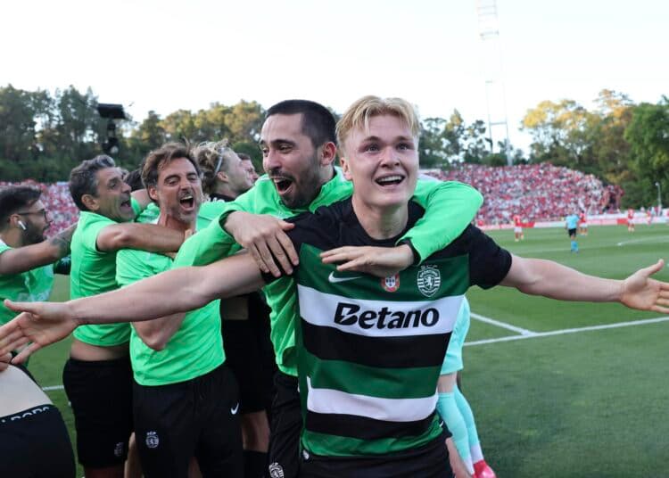 El Sporting del uruguayo Araujo gana la Copa de Portugal