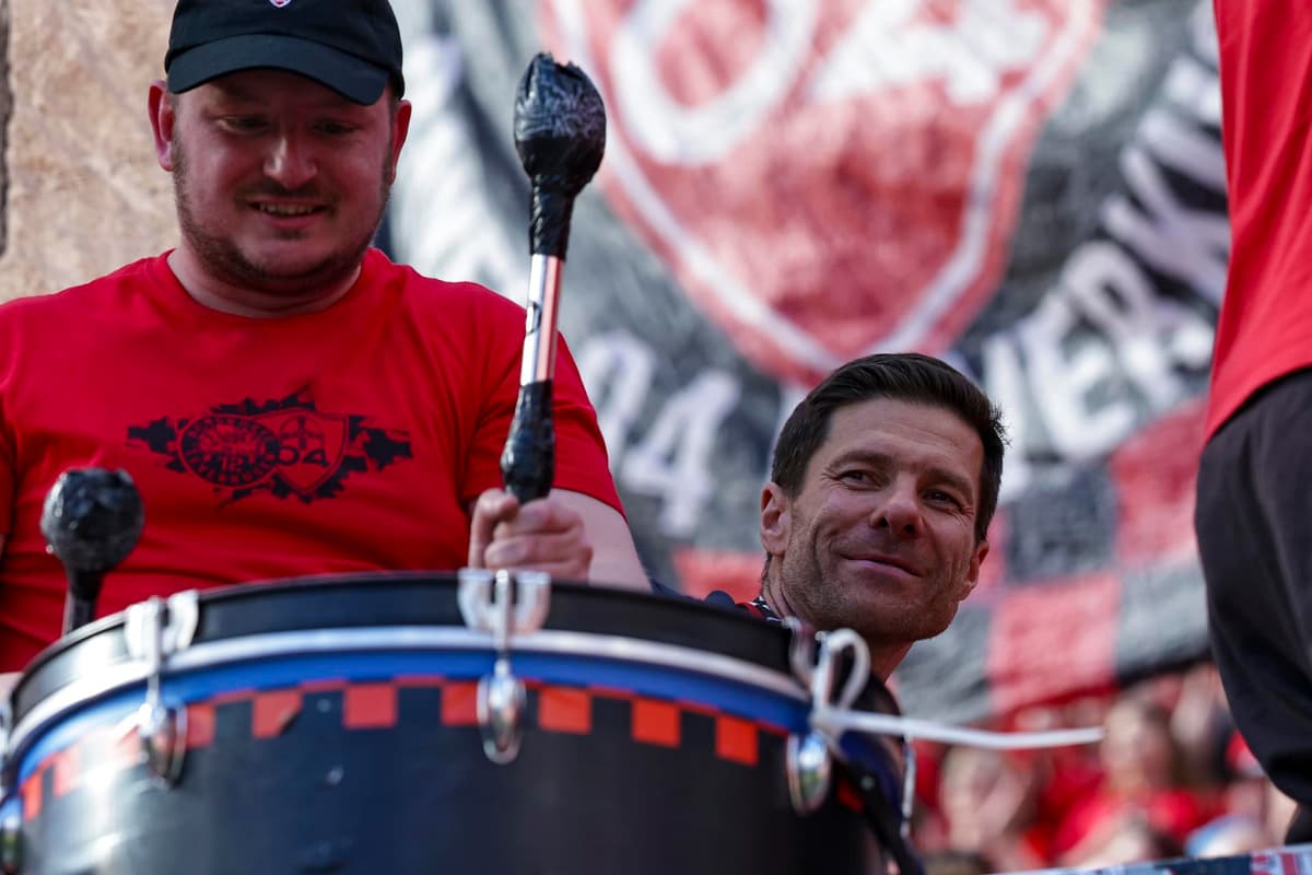 El Dortmund se acerca a la ‘Champions’ en la despedida del español Alonso del BayArena