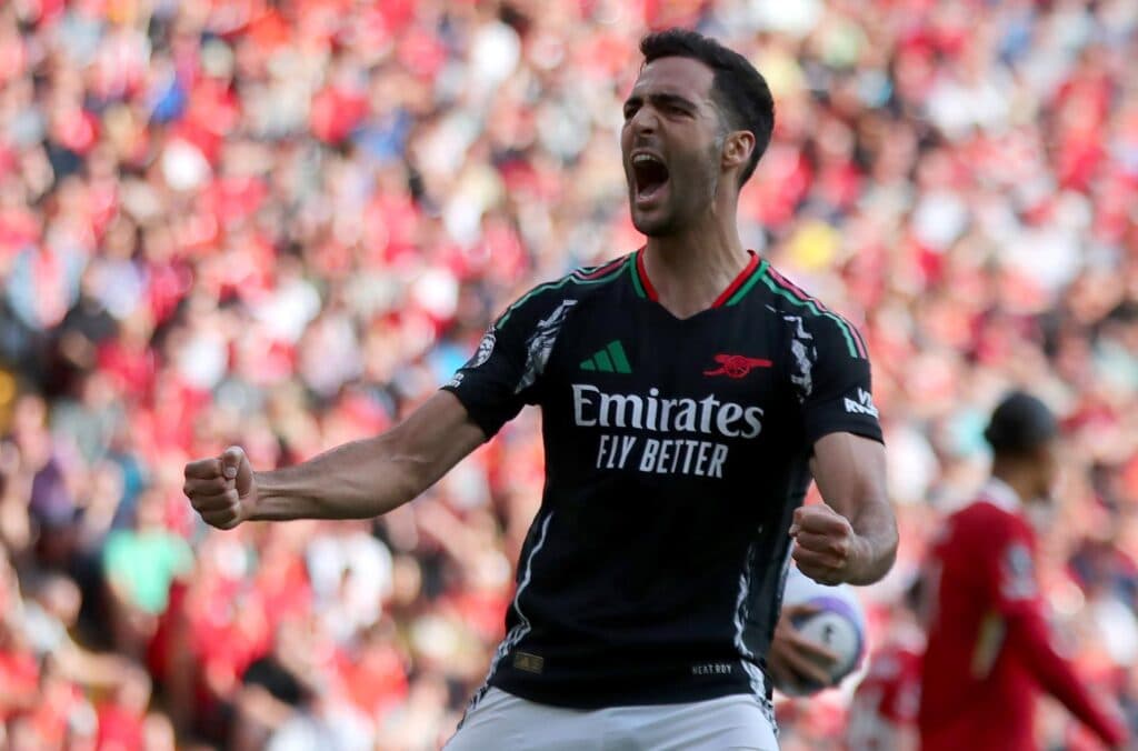 Liverpool duerme y el español Merino lo aprovecha
