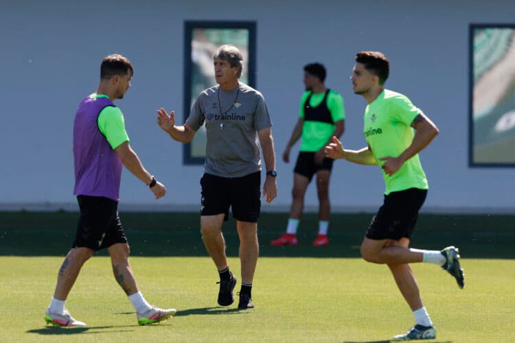 El Betis ahonda en el talento chileno