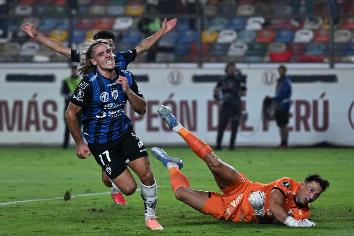 El ecuatoriano Carabalí anota y Universitario se estanca en la libertadores