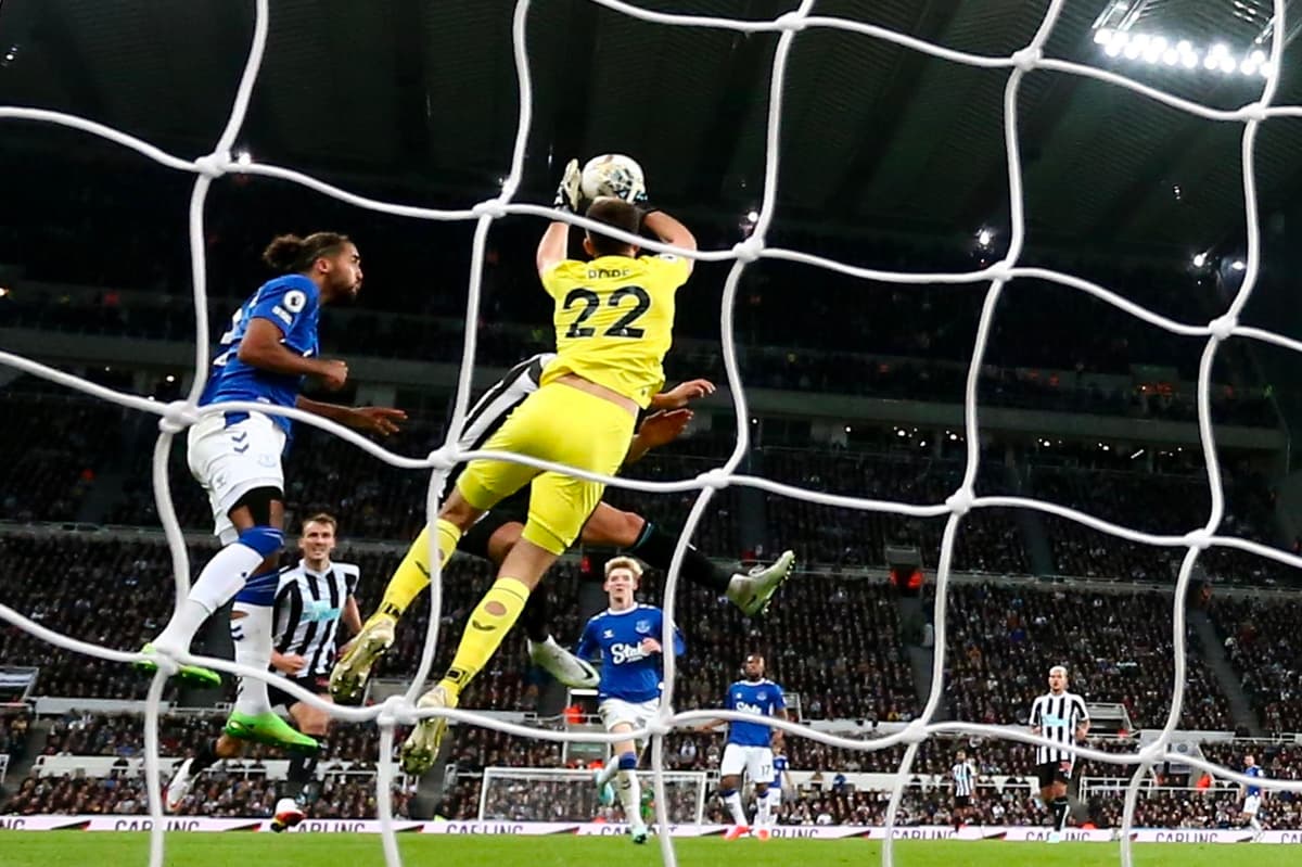 Newcastle, del brasileño Guimaraes a la Champions