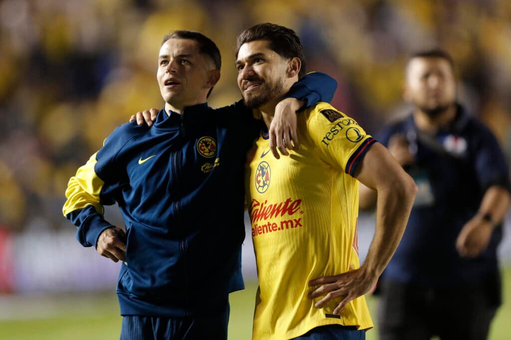 El mexicano Henry Martín, de vuelta al ruedo con América