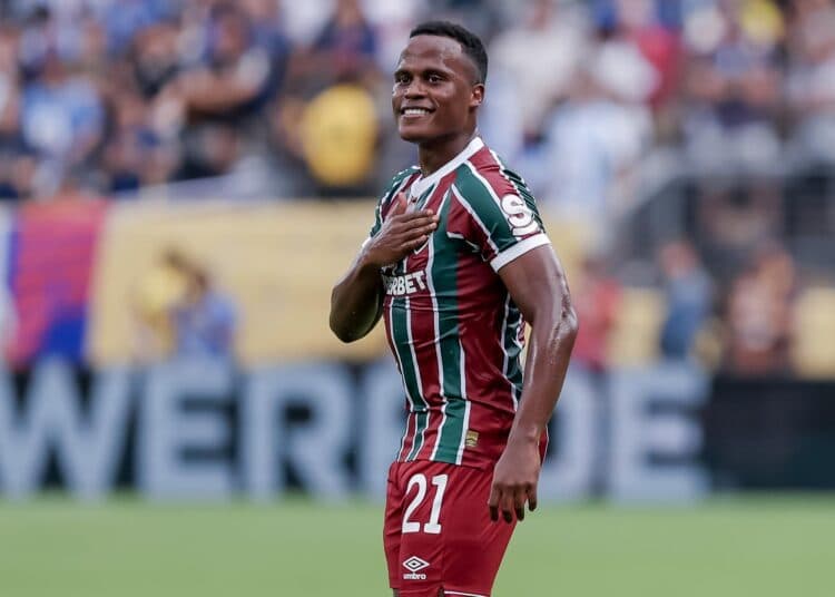 Derrota de Fluminense ante Cruzeiro en la despedida de Jhon Arias.