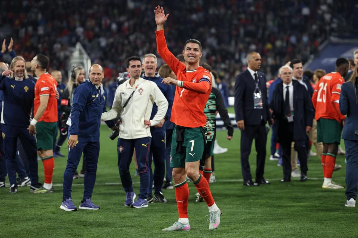 La emoción de Cristiano, el lamento de Lamine