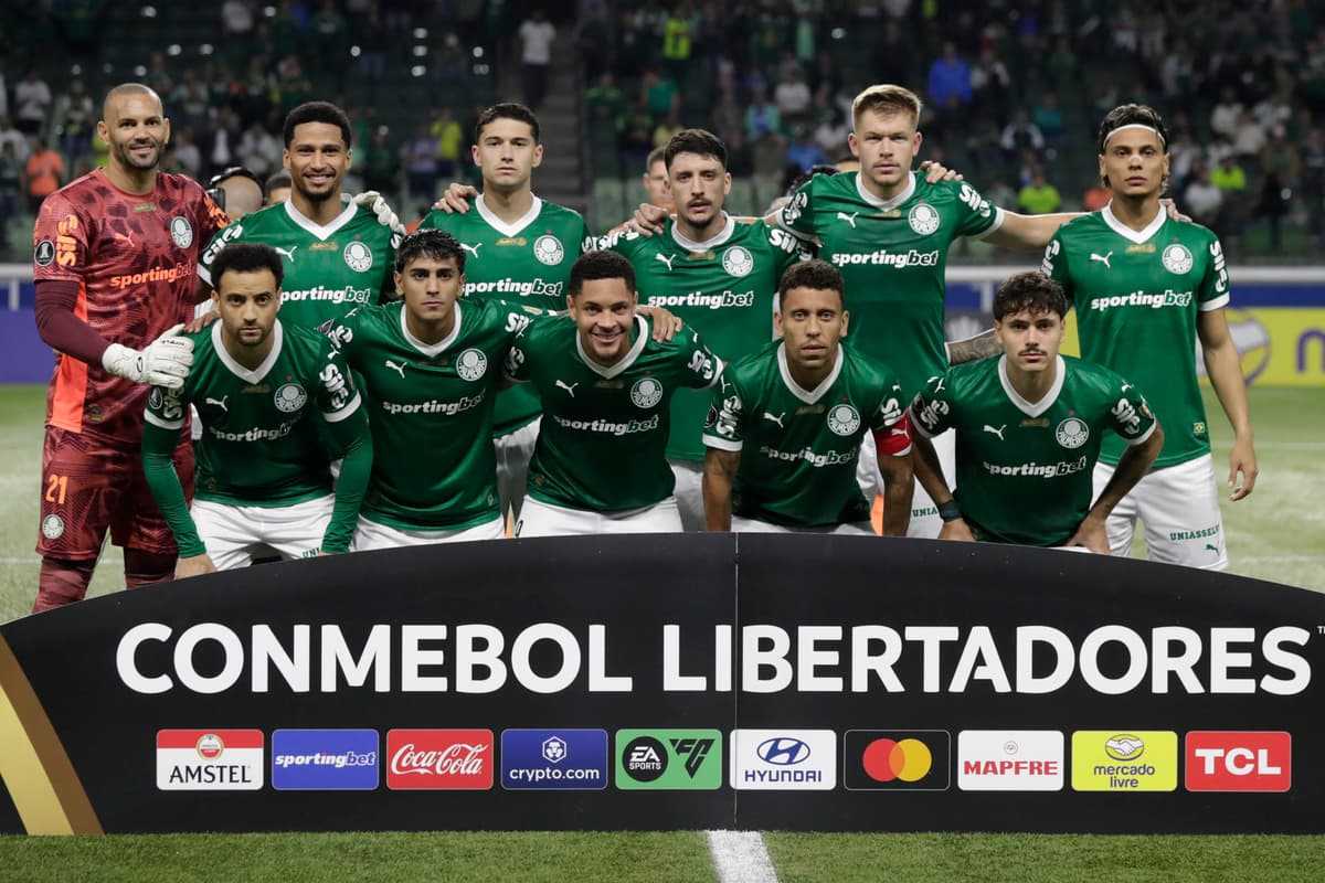 Palmeiras espera en octavos al peruano Universitario y Racing se medirá con Peñarol