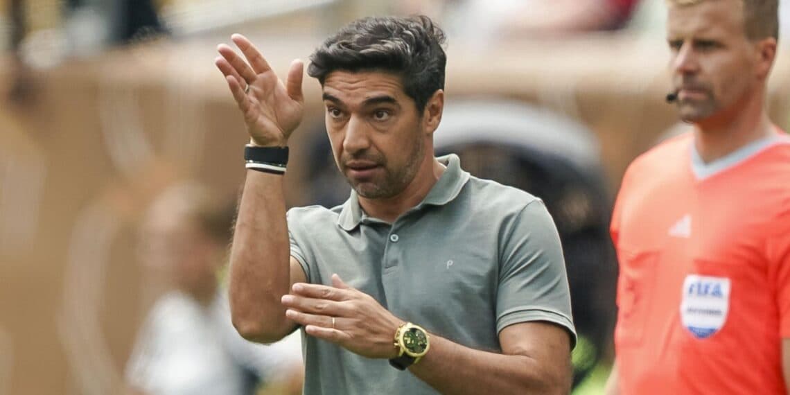 Palmeiras renueva el contrato del técnico portugués Abel Ferreira tras su primer año sin títulos