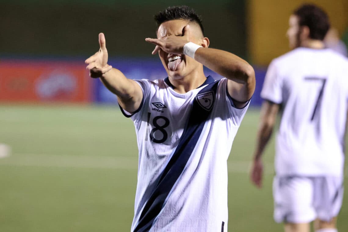 Guatemala debuta con venganza y lidera grupo con Panamá