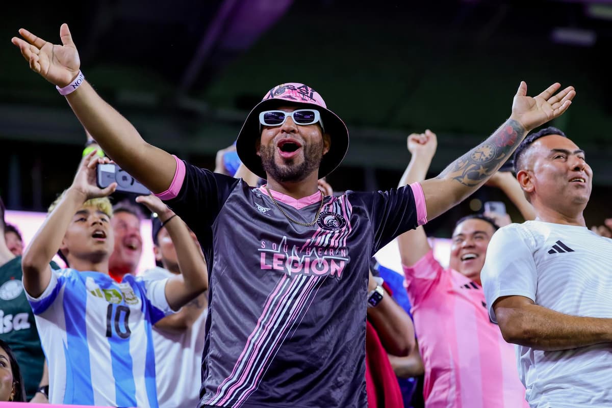 Argentino Messi golea en la previa contra el PSG