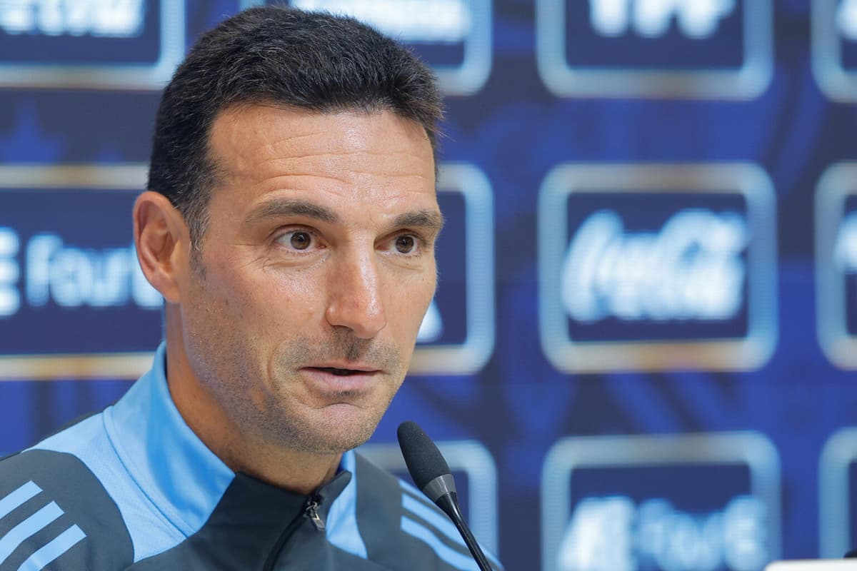 Scaloni ratifica una formación con muchos cambios para enfrentar a Chile