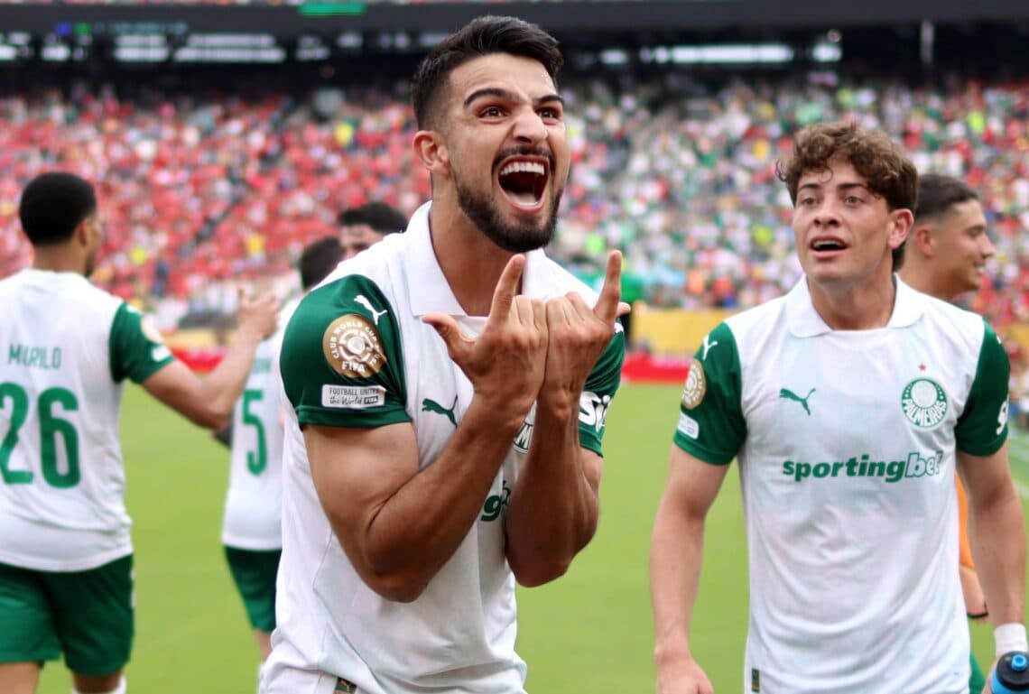 El argentino ´Flaco’ López abre los cielos para Palmeiras y encarrila clasificación