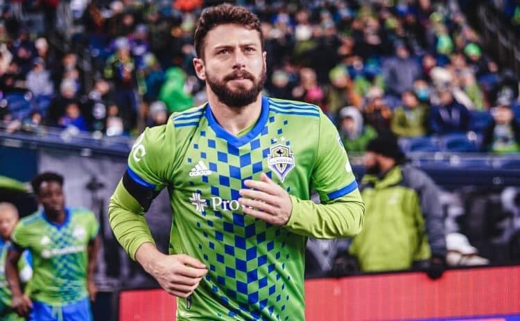 Tres sudamericanos con Seattle para debutar ante el campeón de Libertadores