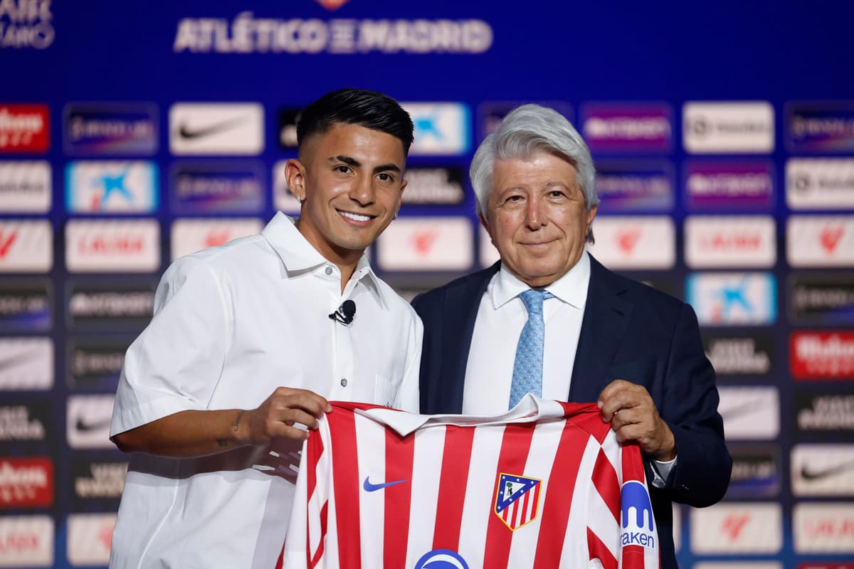 El argentino Thiago Almada: «Era mi sueño jugar acá. Le tengo mucho cariño al club»